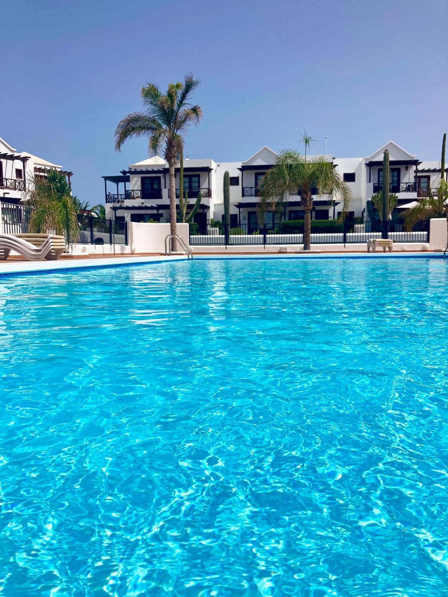 Lovely Casa Felicidad, Swimming Pool, Wifi X Private Garden Ferienhaus *