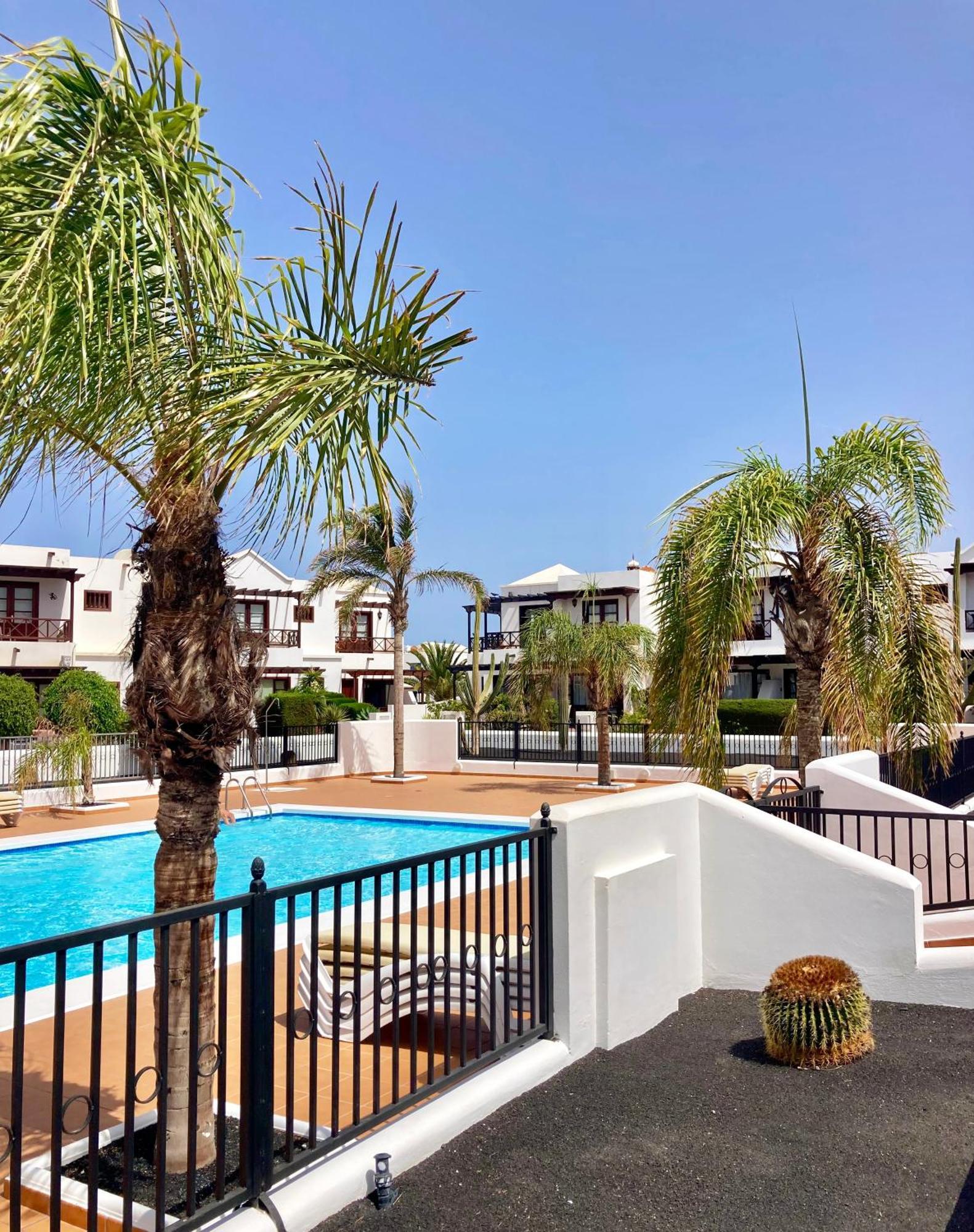 Lovely Casa Felicidad, Swimming Pool, Wifi X Private Garden Ferienhaus *