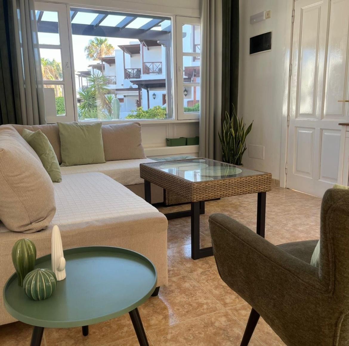 Lovely Casa Felicidad, Swimming Pool, Wifi X Private Garden Ferienhaus Playa Blanca (Lanzarote)